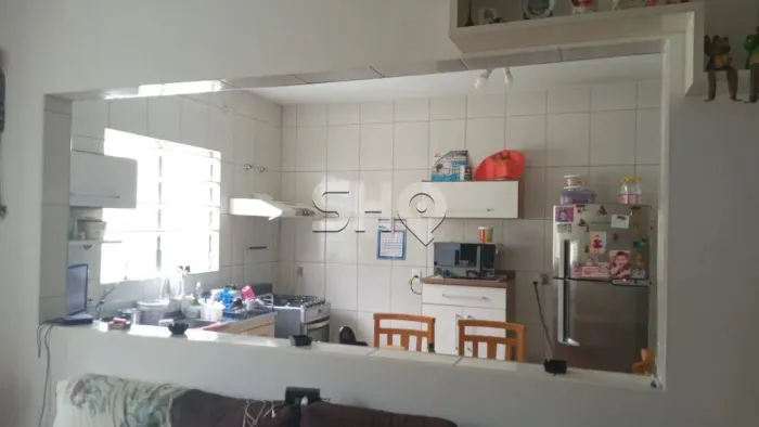Linda casa na Rua bica de Pedra A Venda !!!