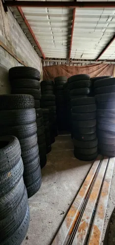 Lote de pneu. LEIA A DESCRIÇÃO!!!