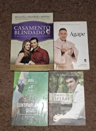 4 livros religiosos