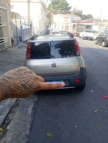 Fiat Uno WAY Celeb. 1.0 EVO Fire Flex 8V 5P 2012