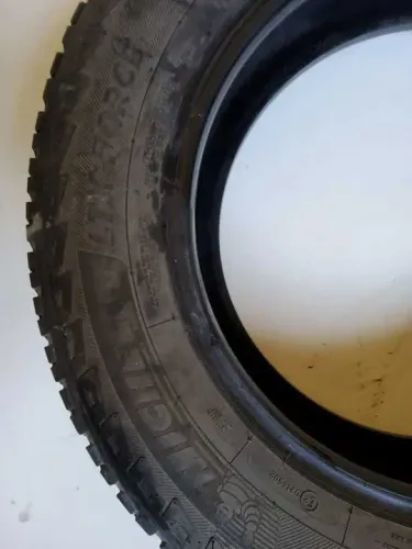 PNEU ARO 16 MICHELIN LTX FORCE 215/65 R16 etq2580