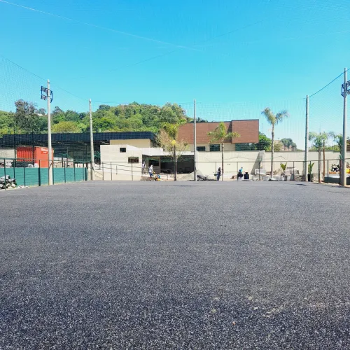 Precisa-se de Ajudante para Obra