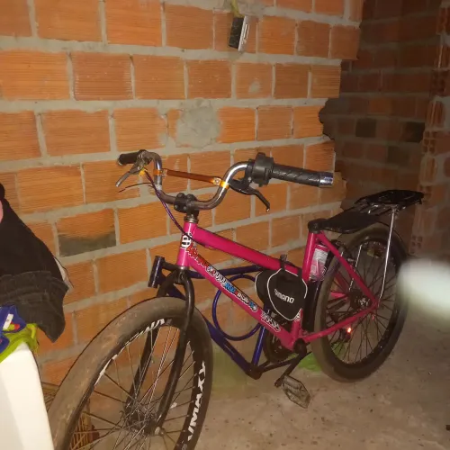Vende-se bike aro 26 ou troco em vídeo game ou celular 