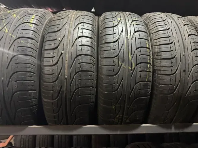 Pneu 185/60/15 Pirelli P6000 90 % de vida útil