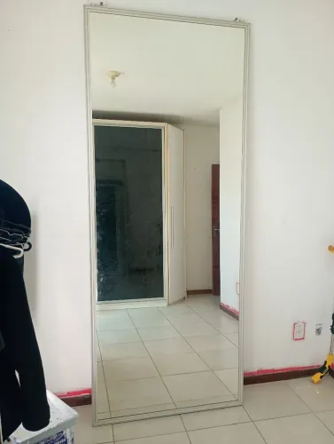Espelho alto
