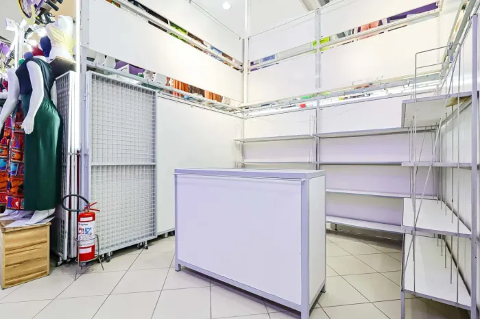 Loja em shopping na Rua Ministro Firmino Whitaker, 124 - LOJA 01 BOX 20 8 m²