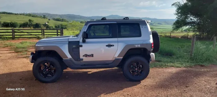 Troller T-4 4X4 3.2 20V TDI Cap. Rígida Diesel 2015