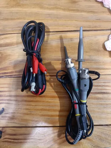 Pontas de Prova para Osciloscópio + Cabos para Gerador de Função