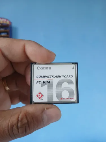 Cartão de memória Canon compactflash FC-16m