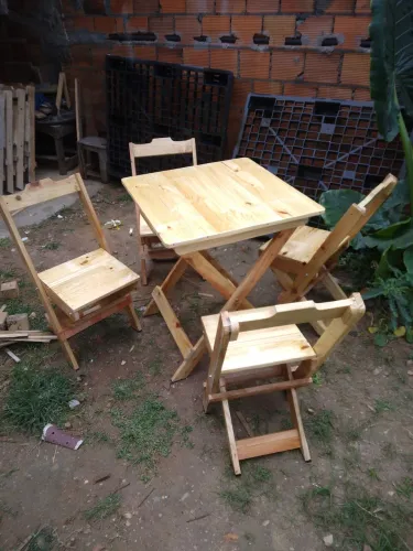 Mesa dobrável 270 reais
