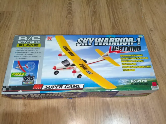 aeromodelo de controle remoto Sky Warrior-1 Lightning