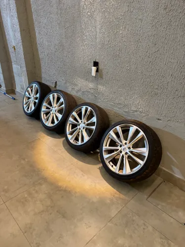 Rodas sonata/azera