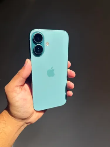 iPhone 16 Impecável