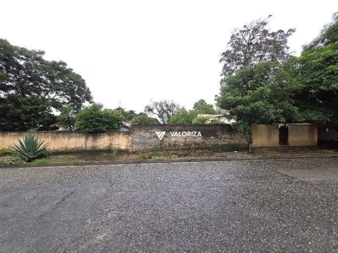 Terreno no coração do Jd América