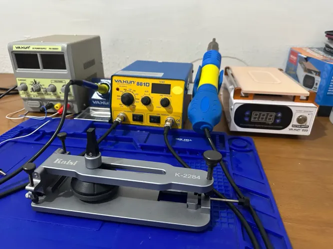 Equipamentos para manutenção de celular 