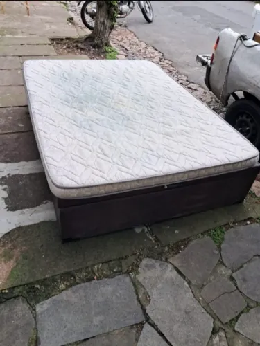 Cama box casal baú