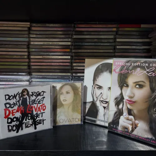 Cd dvd demi lovato (combo)