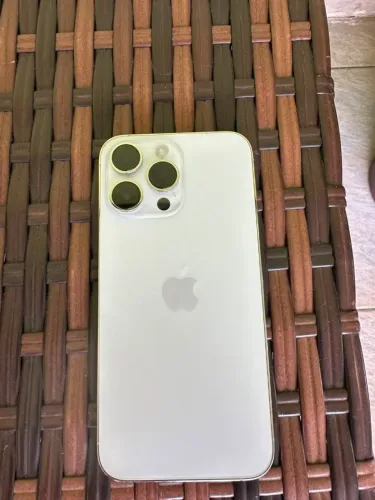 IPhone 14 Pro Max 256GB sem reparos