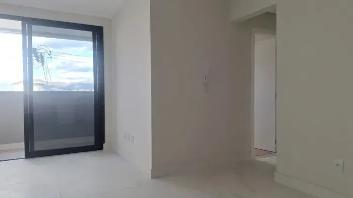 Appto 3 Dormitórios, Suite, Elevador, Nôvo
