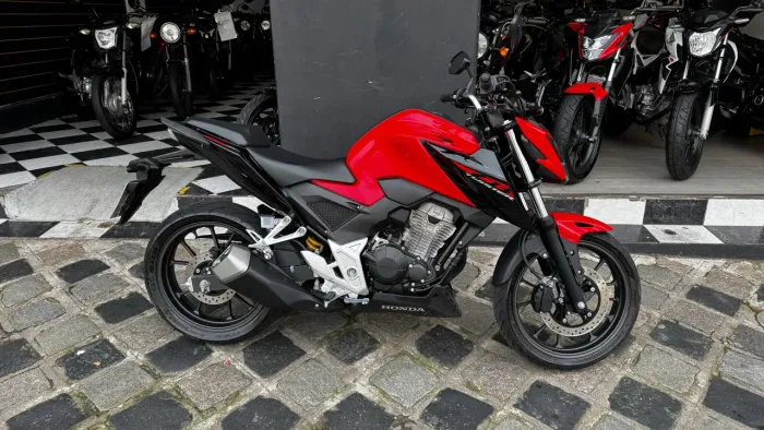 Honda Cb 300F Twister Abs - 2024 - Aceito moto na troca