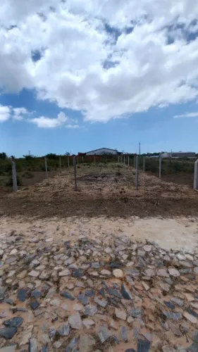 Lotes cercados na Praia da Lagoinha, em Paraipaba