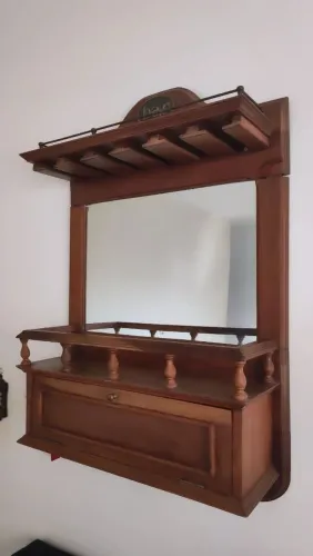 Bar adega Retrô em madeira