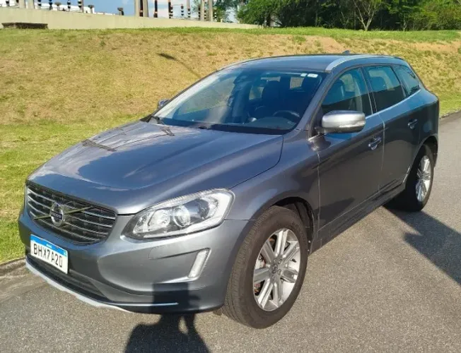 Volvo XC 60 T-5 Kinetic 2.0 245cv FWD 5P 2017
