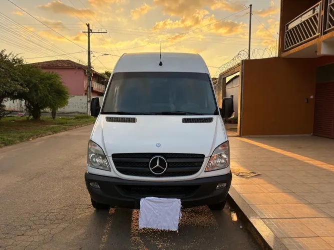 Mercedes-Benz Sprinter 311 Furgão Longo 2.2 Dies 2014