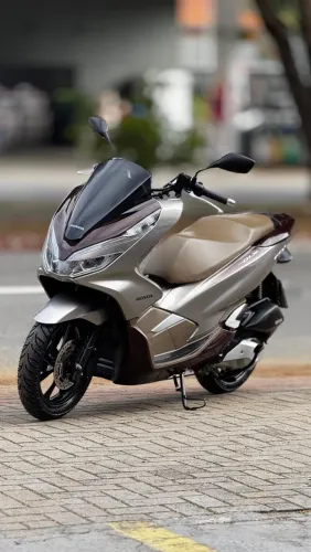 Honda PCX 150/DLX 2022 - baixo km
