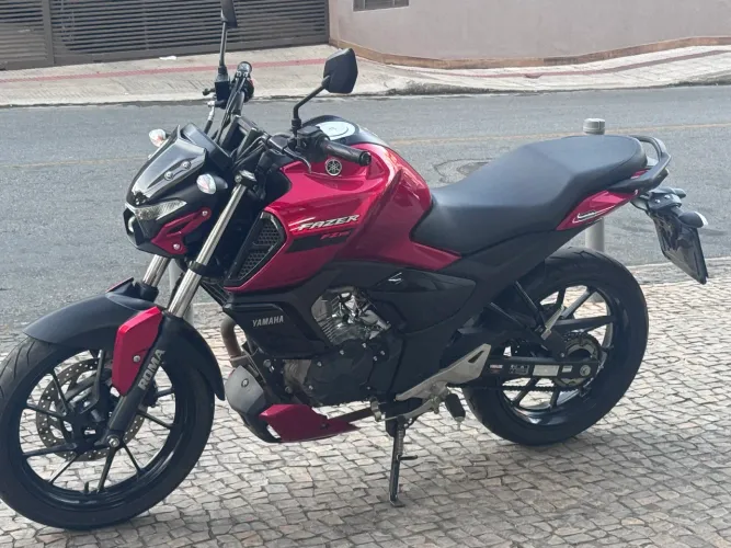 Yamaha Fazer FZ15 2025