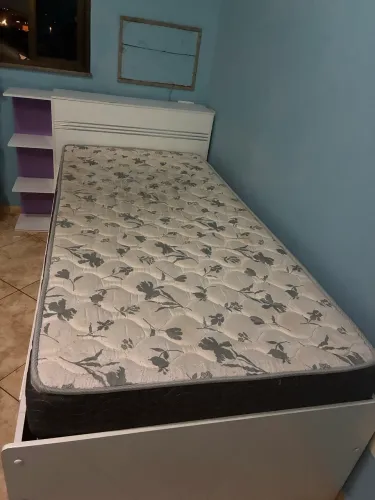 Cama de solteiro
