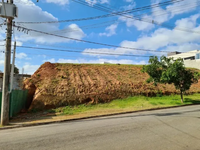 Terreno à venda, 508 m² por R$ 300.000,00 - Condomínio Villa Ravenna - Itatiba/SP