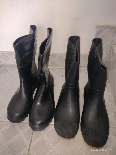 Botas Fujiwara ou Vulcabras