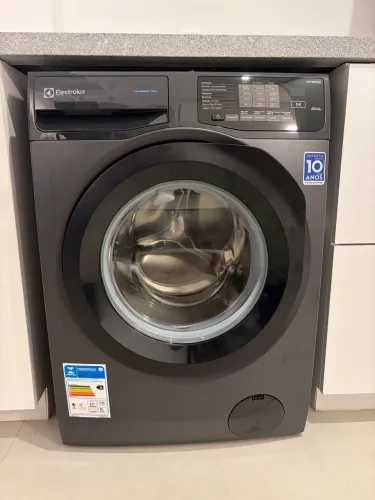 Lava roupa Electrolux (LFC12) - Novíssima