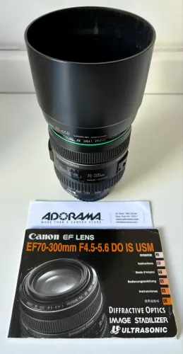 Lente Canon EF70-300mm, DO IS USM, excelente, compacta