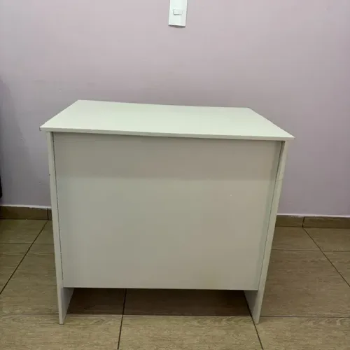 Escrivaninha Bege / Off-white para Escritório ou Estudo - 80cm (tenho 4 unidades)