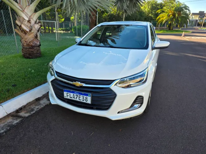 Chevrolet Onix Hatch Premier 1.0 12V TB Flex Aut. 4P 2020