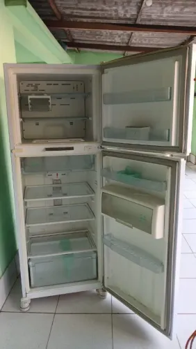 Geladeira Consul