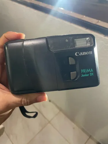 Câmera analógica cânon