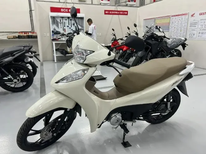 Honda Biz 125 EX 2027 0KM | IPVA + Emplacamento + Seguro grátis