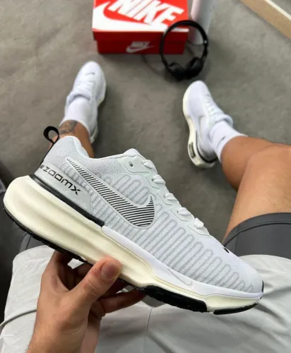 Tênis esportivo Nike bem confortável a pronta entrega 