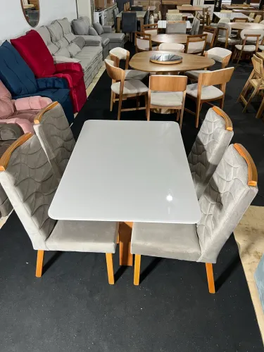 Mesa de Jantar 04 cadeiras 1.20x80 Madeira 