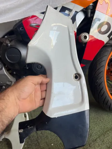 Porta luva cbr450 Honda lado esquerdo