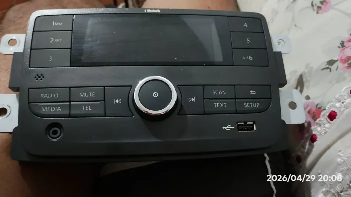 Rádio original do Kwid