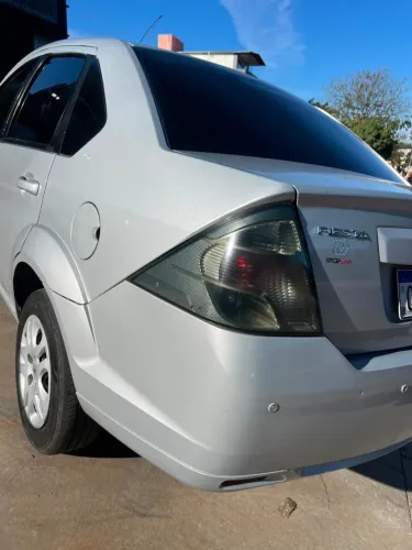 Ford Fiesta Sed. 1.6 8V Flex 4P 2013