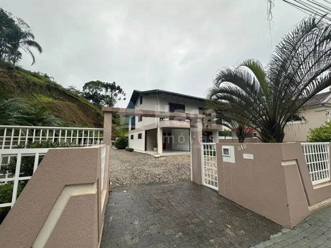Casa à venda no Bairro Cascata em Nova Trento/SC