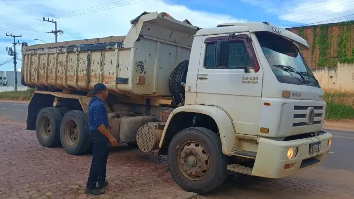 Caçamba truck Volks worquer