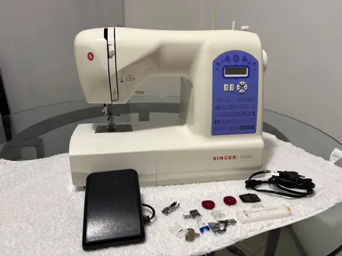 Máquina Singer Starlet 6680 - Excelente estado