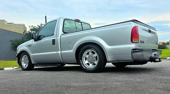 Ford F-250 XLT 4.2 TB Diesel 2005