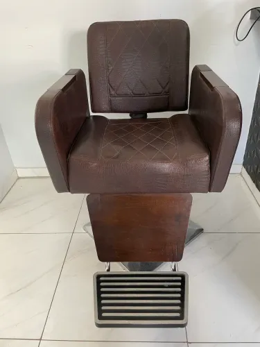 Cadeira para barbearia ou salão